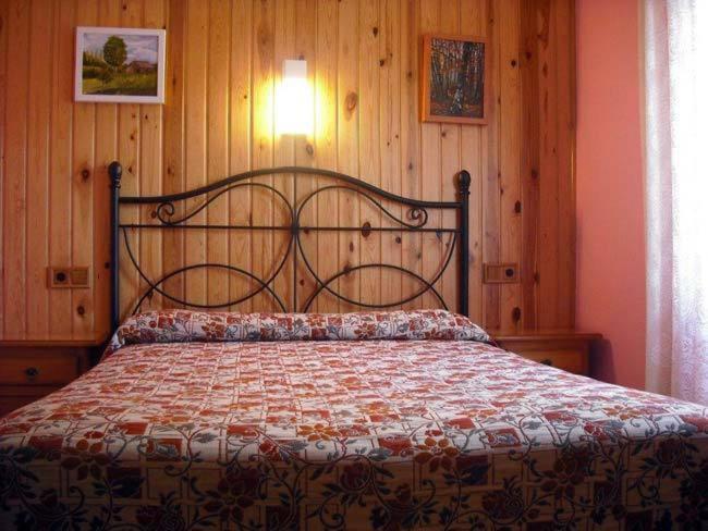 Hostal Pirineos ซาร์บีเซ ภายนอก รูปภาพ
